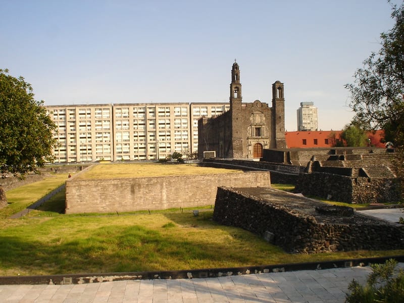 Plaza de las Tres Culturas, Mexico City